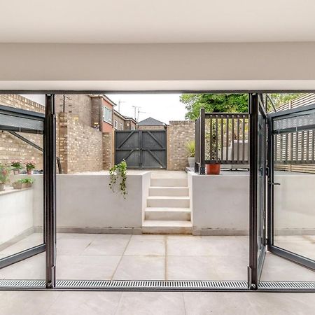 Modern Garden Flat With Private Parking Apartment London Exterior photo